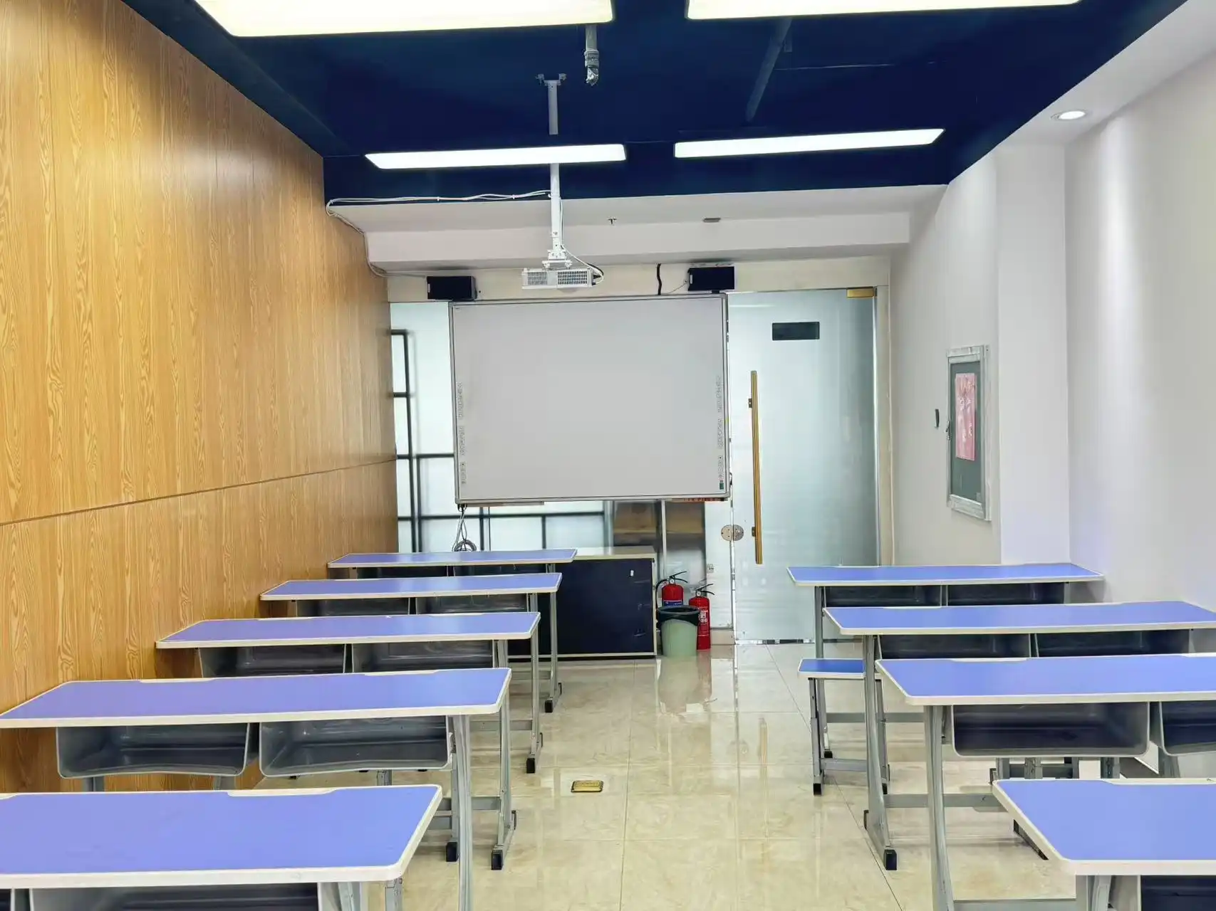 嘉锐大厦校区